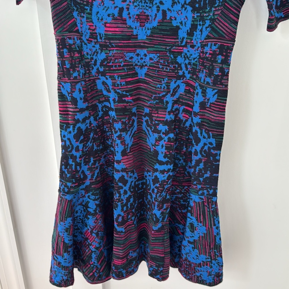 Missoni Blue and Black Patterned Short-Sleeve Fit-and-Flare Dress size 46 - Picture 4 of 12